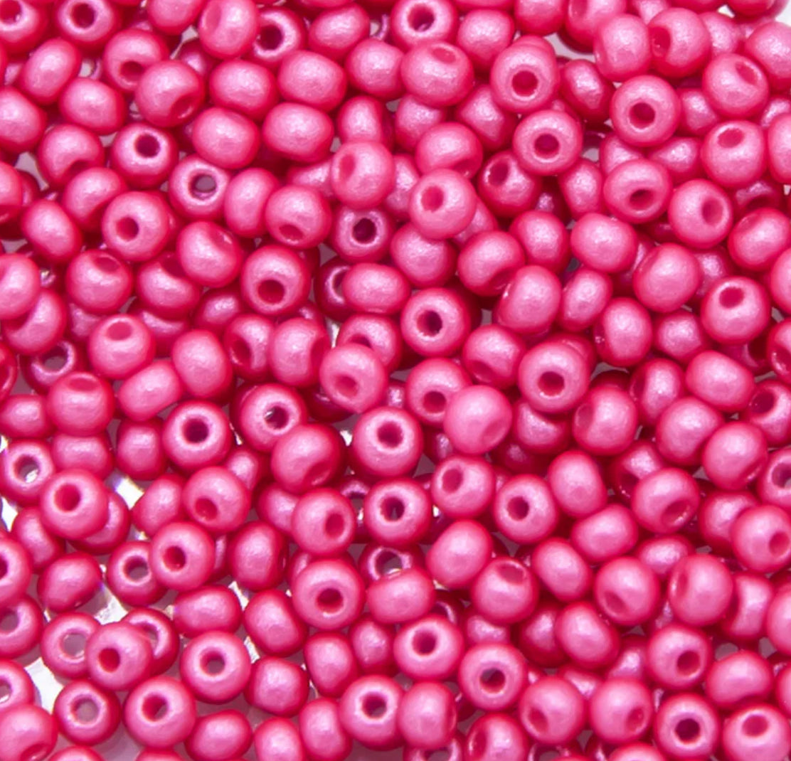 Luster Fushia Permalux Czech Seed Bead 11/0