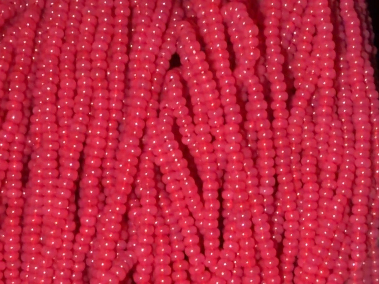 Silk Opal Rhubarb Czech Seed Bead 11/0