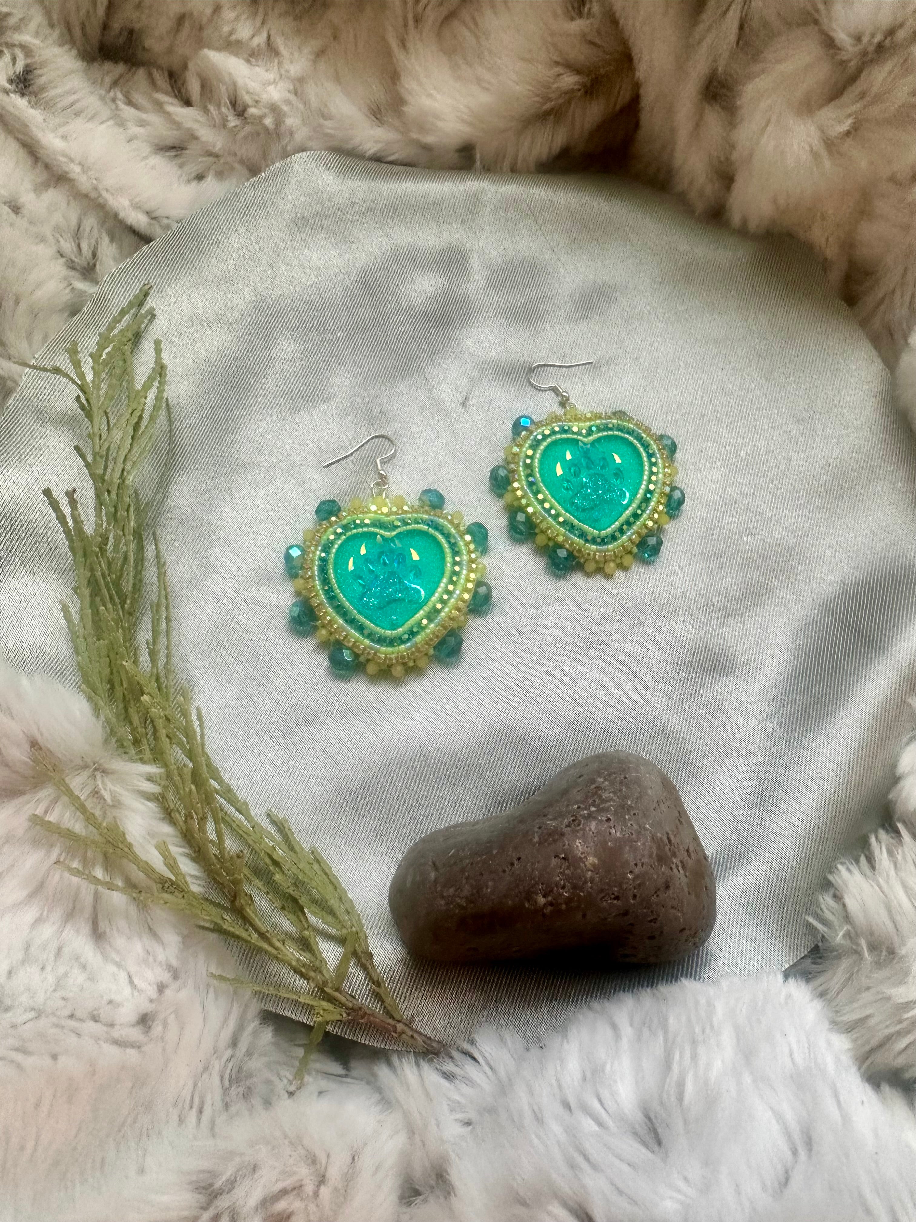 Color Pop Bear Paw Heart Earrings